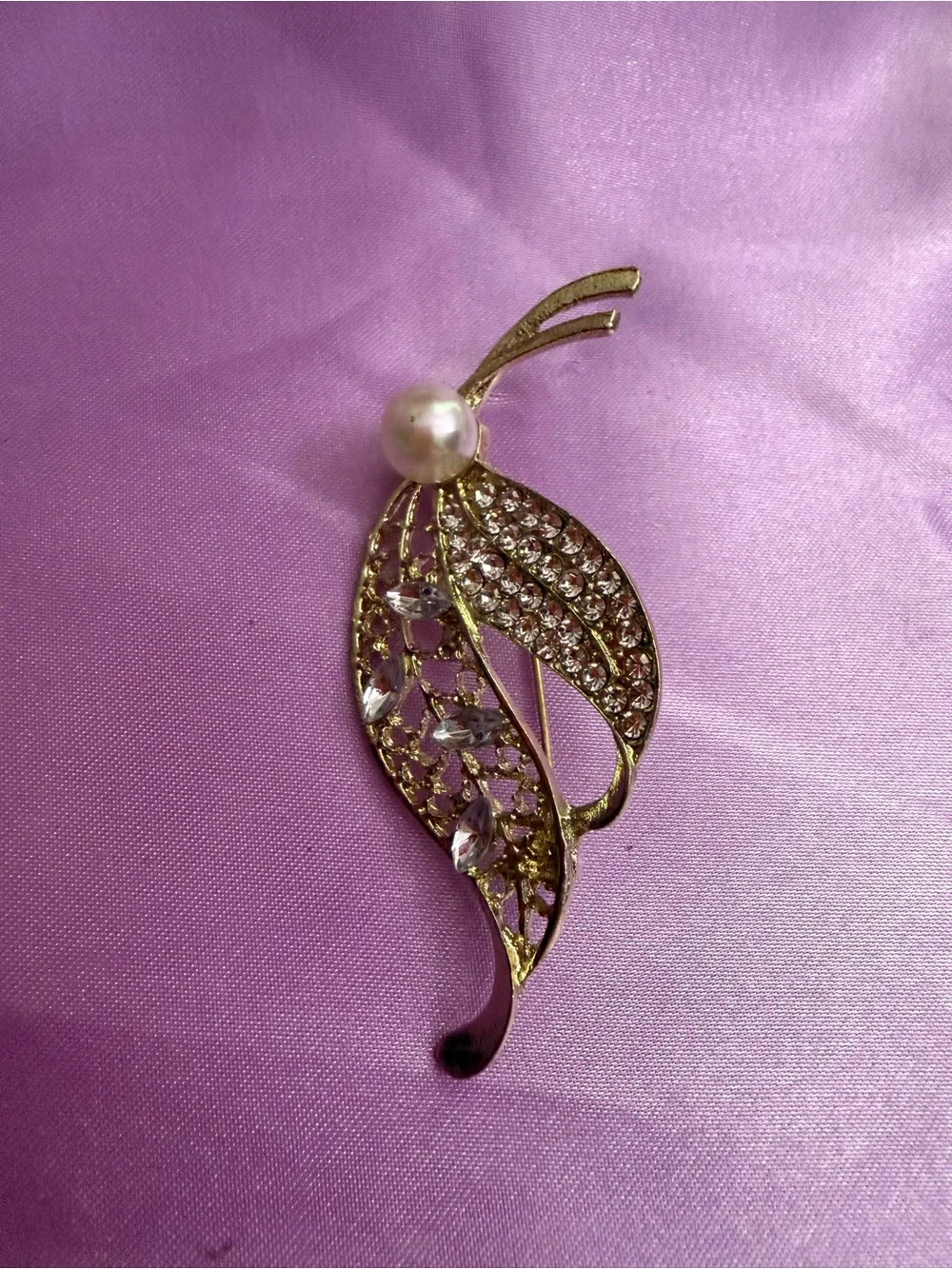 Gold Leaf Pearl & Crystal Brooch - Elegant Gold Tone Women’s Jewelry